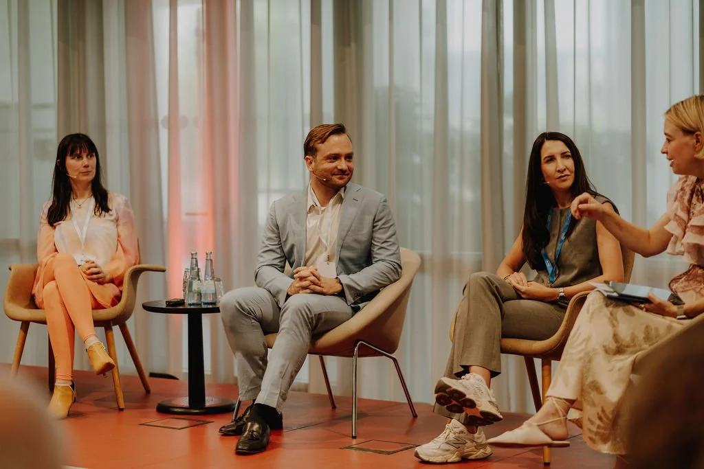 Shared Decision Making at Scale – Why It Matters to aiomics